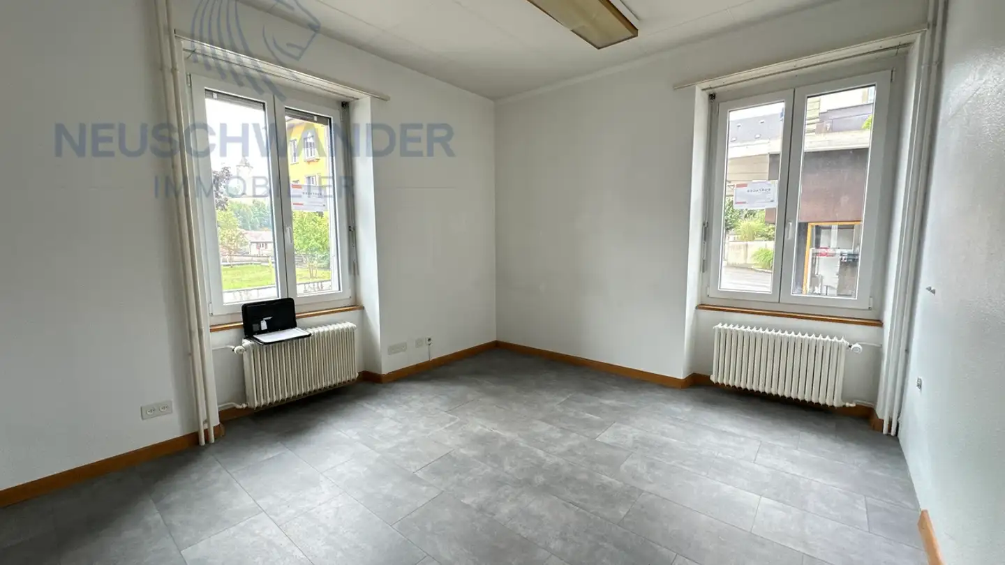 Spazio ufficio in affitto - Rue Achille-Merguin 1, 2900 Porrentruy - Photo 4