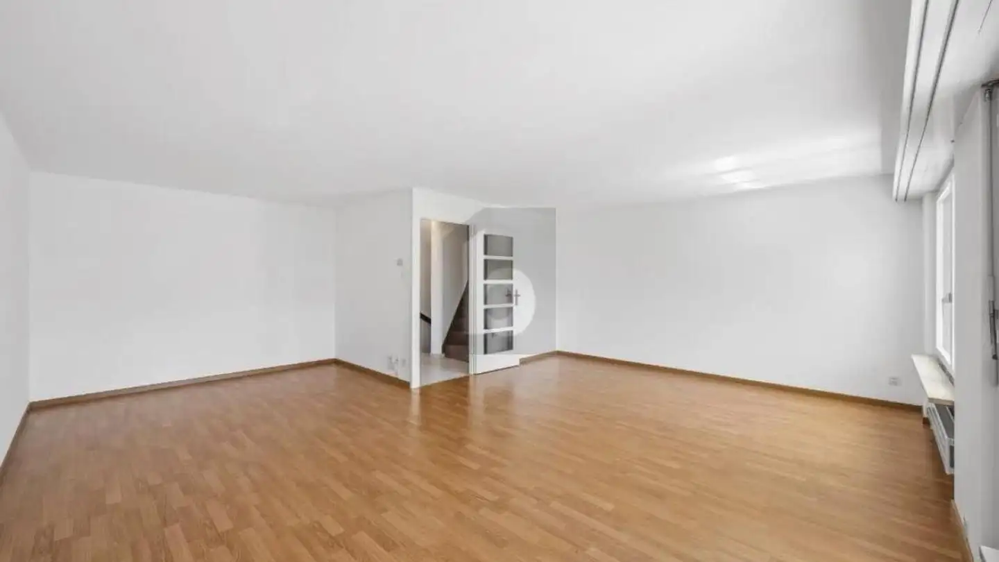 Row house for rent - 4153 Reinach BL - Photo 3