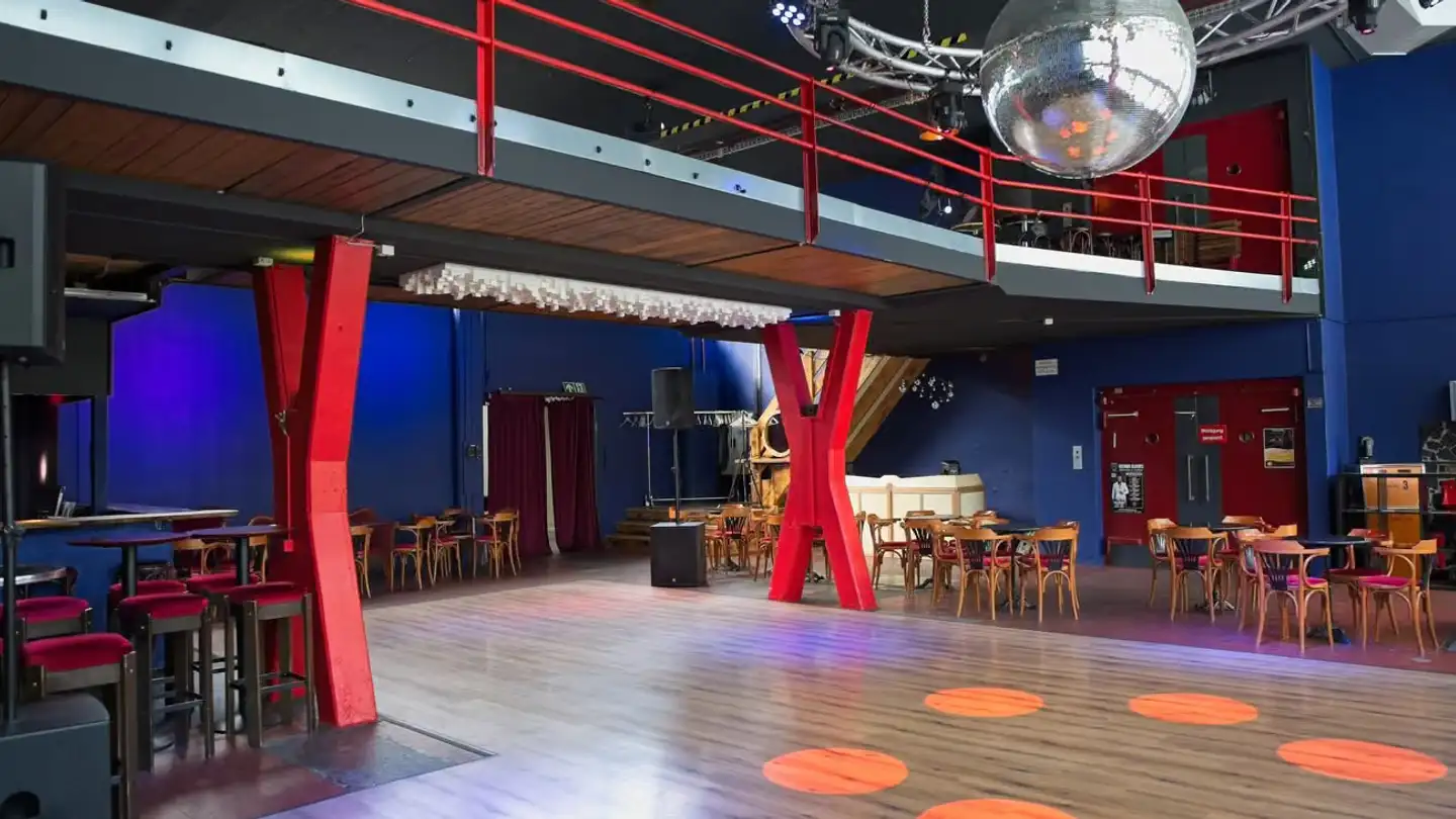 Club à louer - Untere Brühlstrasse 9, 4800 Zofingen