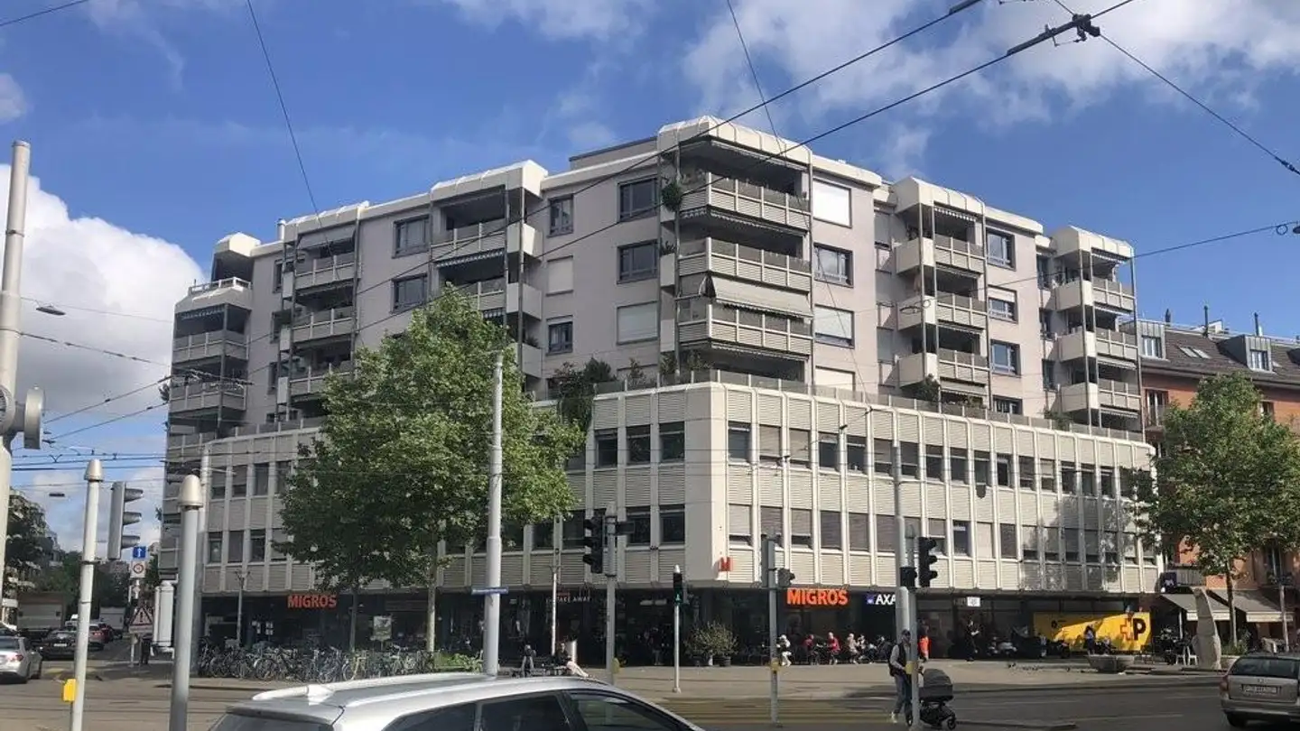 Place de parking intérieure pour moto à louer - Zurlindenstrasse, 8003 Zürich
