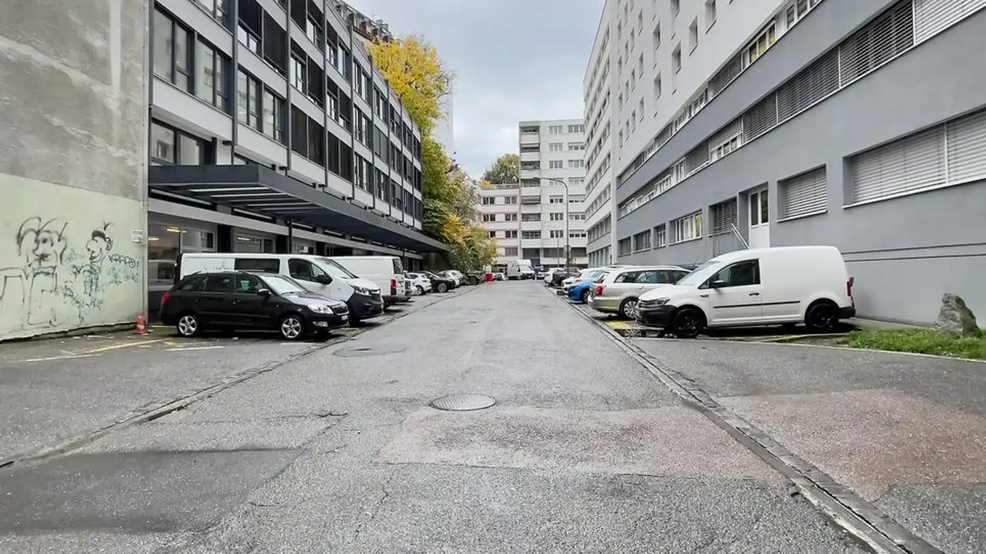 Residential building for sale - 1003 Lausanne