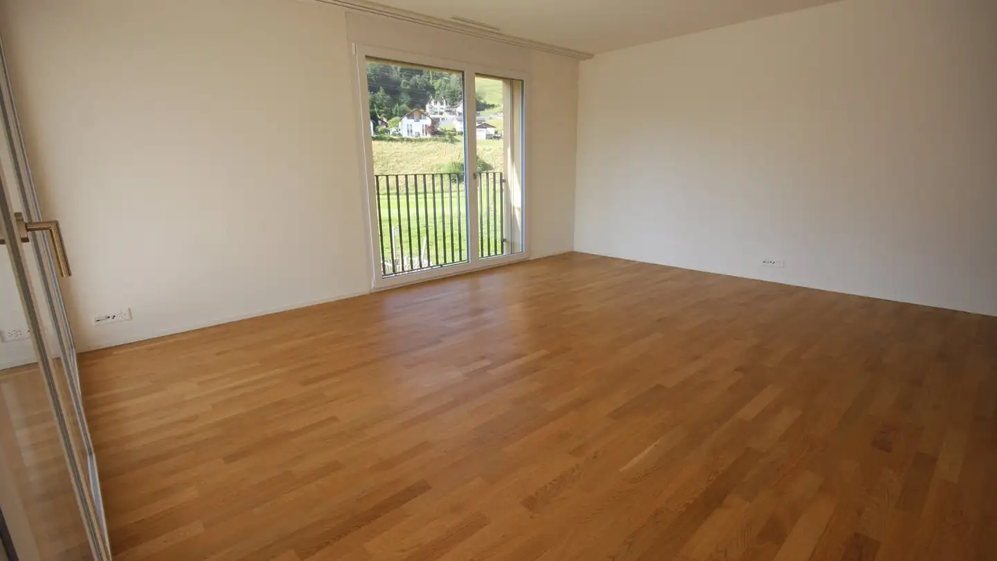 Apartment for rent - Ilgenstrasse 4, 8854 Siebnen - Photo 3