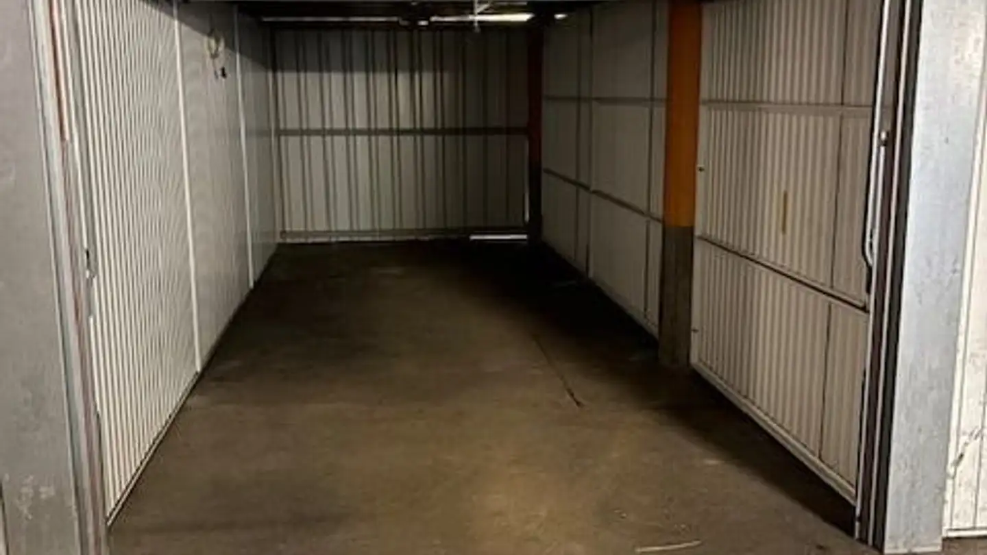 Place de parking souterraine à louer - Grand-Montfleury, 1290 Versoix