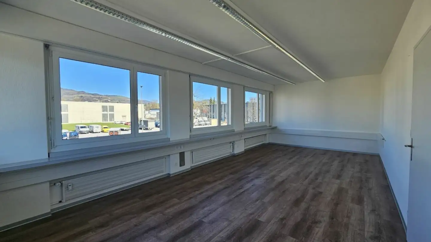 Spazio ufficio in affitto - Eichwiesstrasse 2, 8630 Rüti ZH