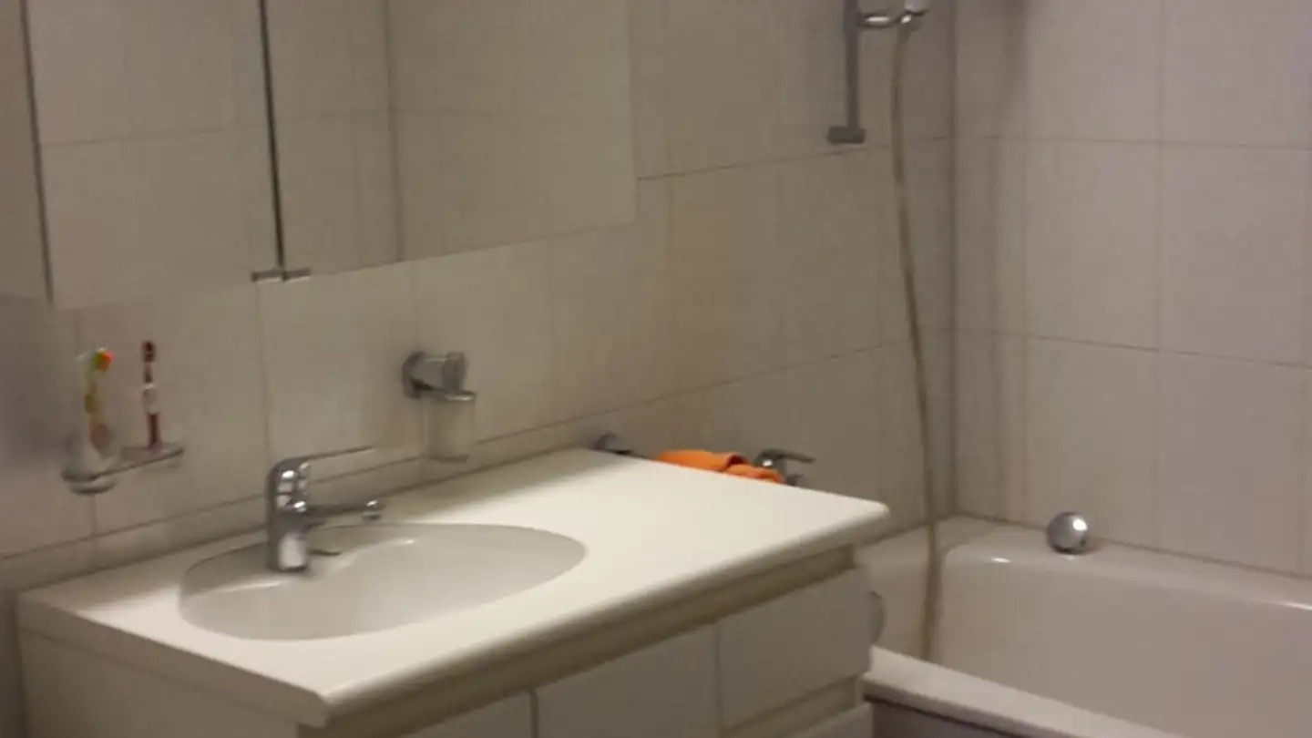 Single room for rent - Bahnhofstrasse 13, 8153 Rümlang - Photo 3