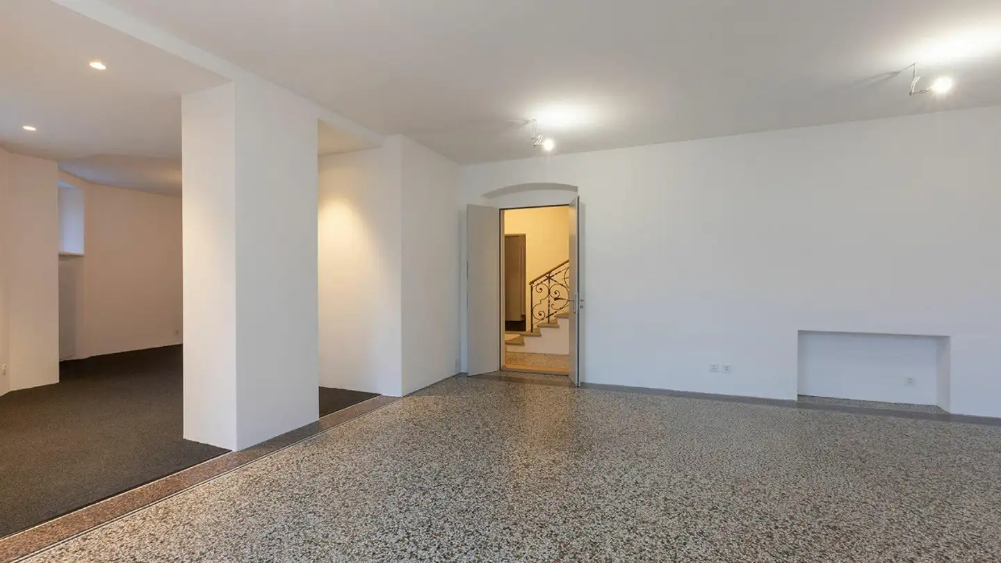 Commerciale in affitto - Via Chantun Sur 2, 7504 Pontresina - Foto 2