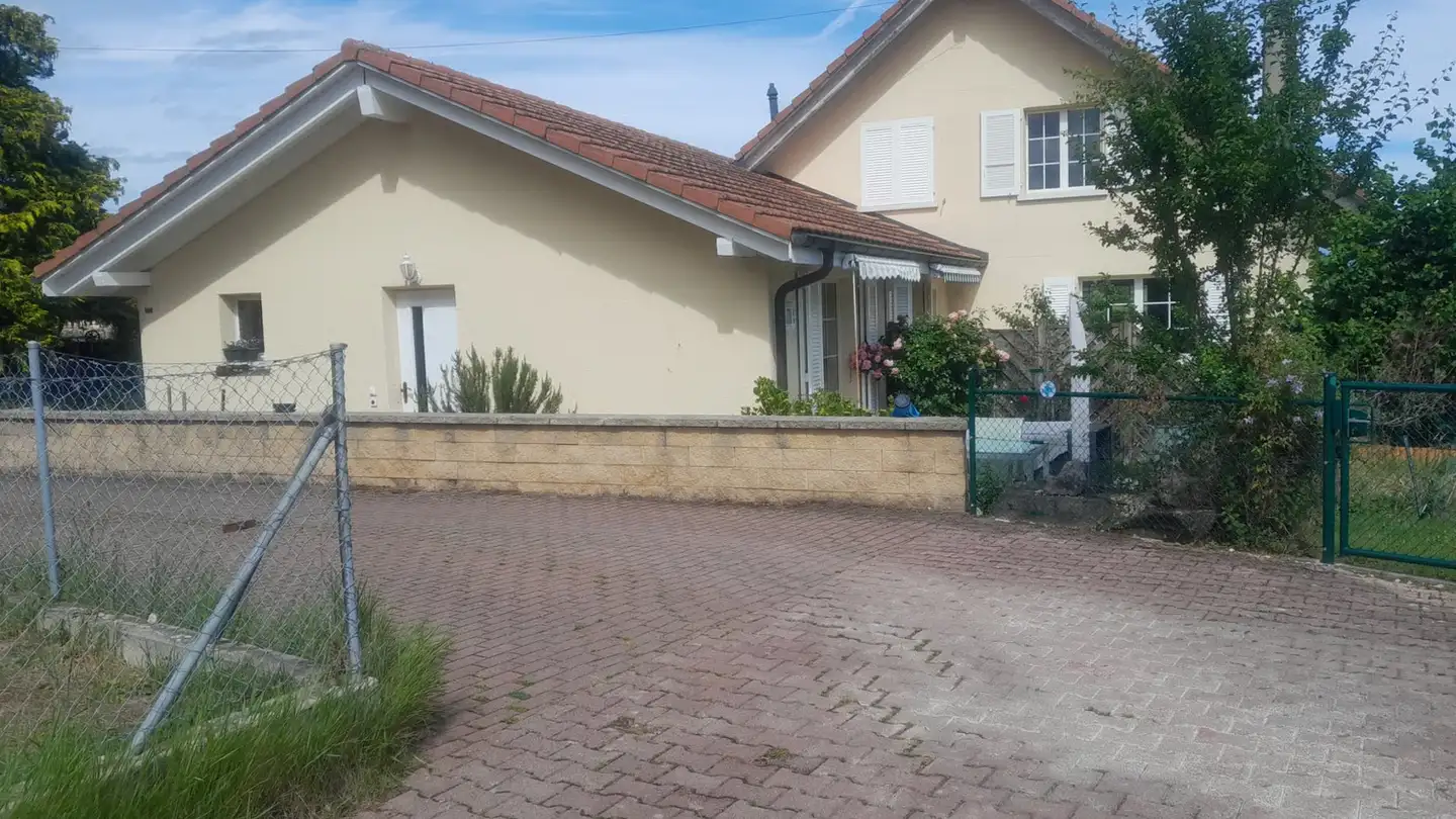 Apartment for rent - 1124 Gollion