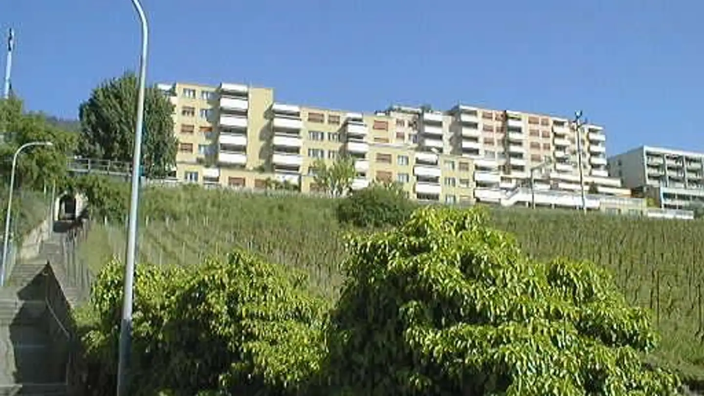 Tiefgaragenstellplatz mieten - 2000 Neuchâtel