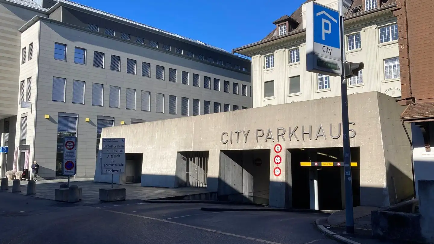 Parcheggio sotterraneo in affitto - Merkurstrasse 1, 8640 Rapperswil SG