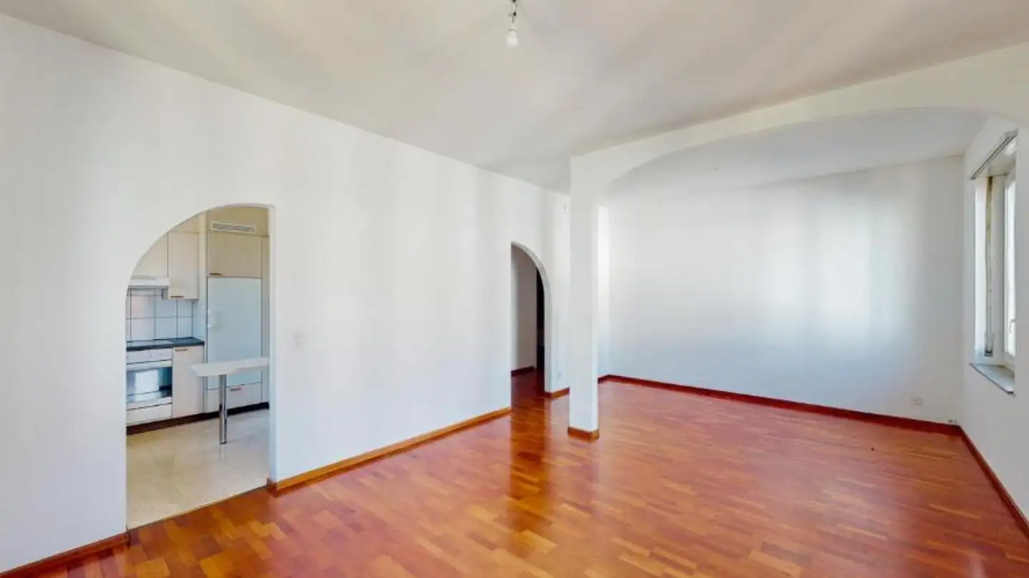 Appartement à louer - Viale Stazione 30, 6500 Bellinzona - Photo 2