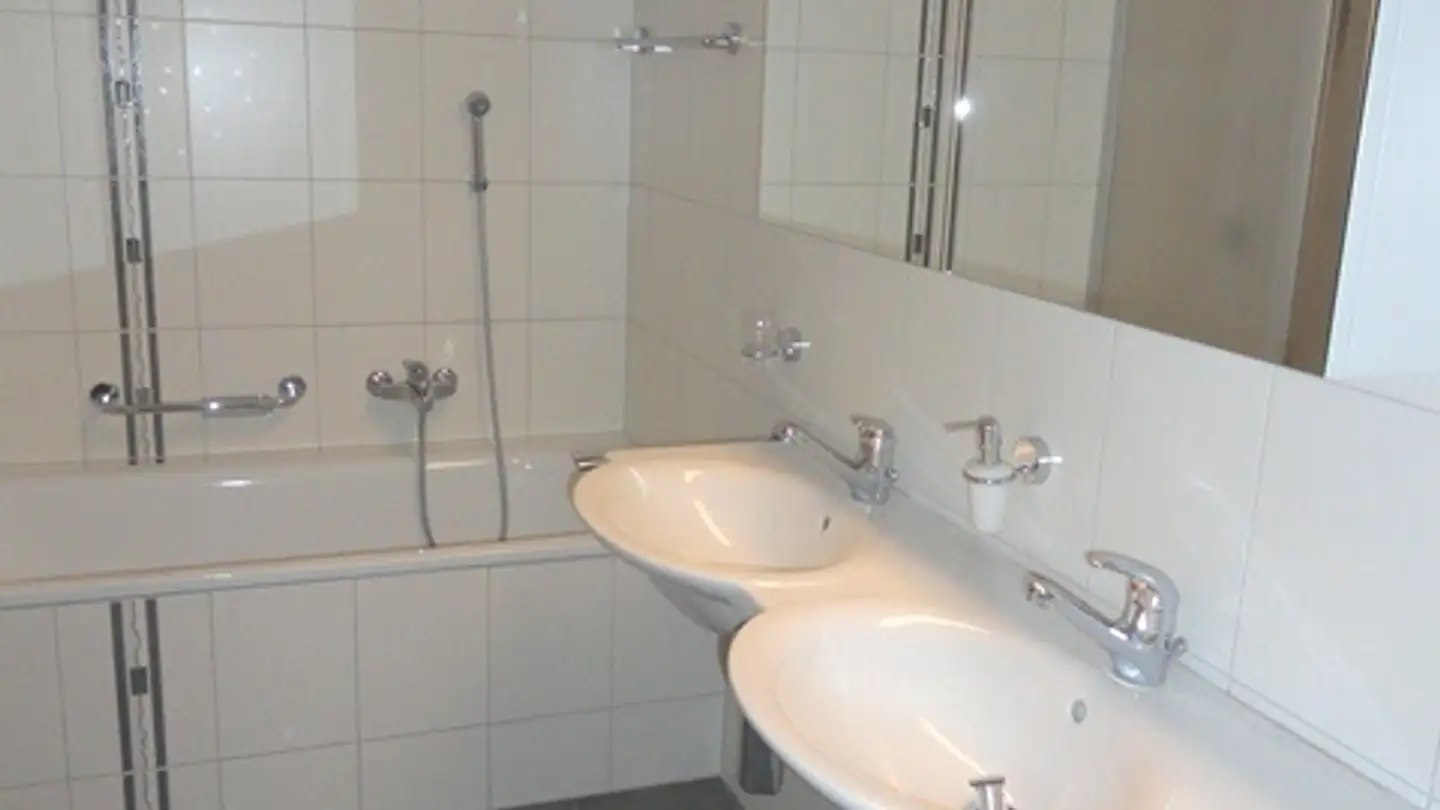 Apartment for rent - Brugerastrasse 42, 3186 Düdingen - Photo 4