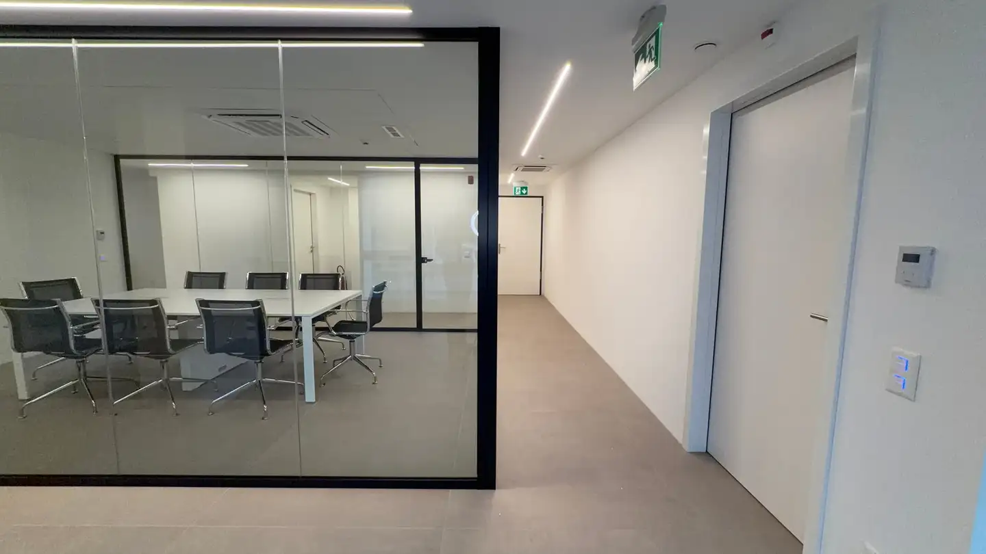 Spazio ufficio in affitto - Via Stazione 24a, 6532 Castione - Foto 4