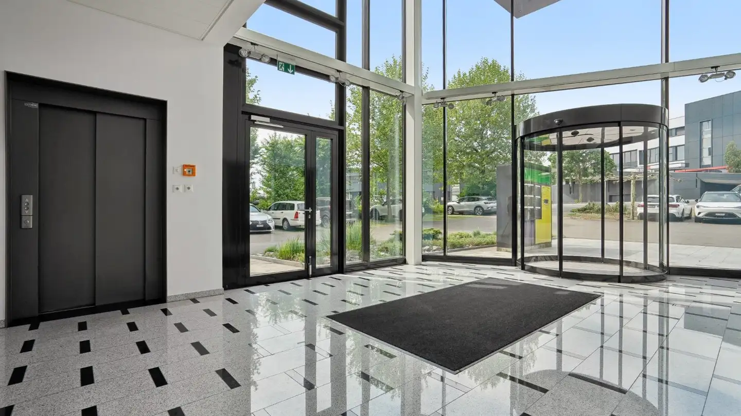 Bürofläche mieten - Kasernenstrasse 1, 8184 Bachenbülach - Foto 3