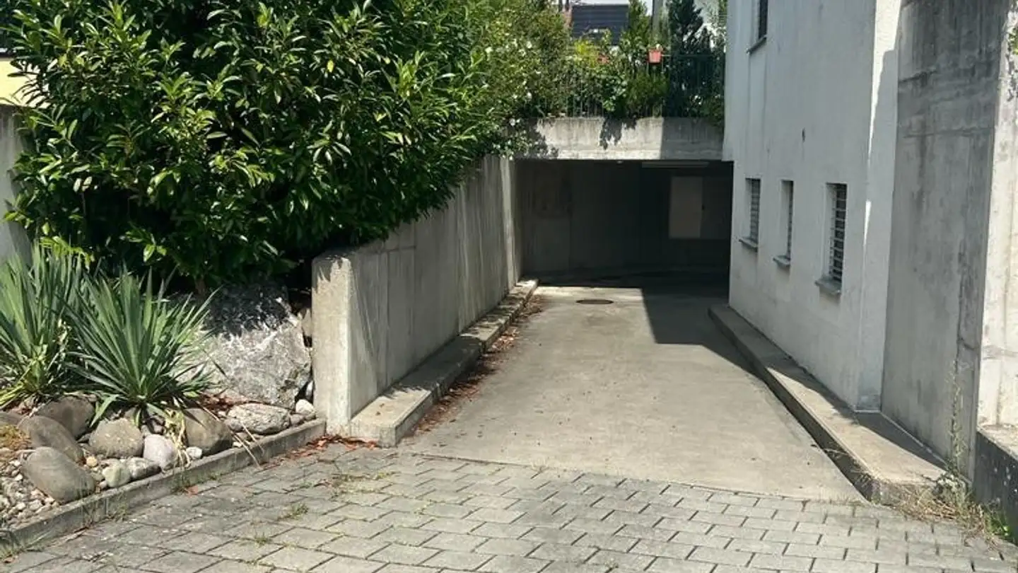 Place de parking extérieure à vendre - 8106 Adlikon b. Regensdorf