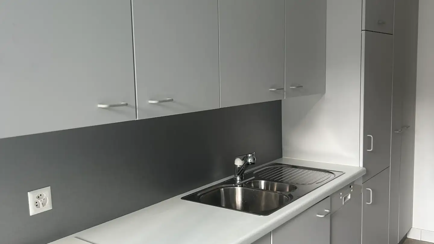 Wohnung mieten - Via Delle Scuole 1, 6900 Lugano - Foto 2