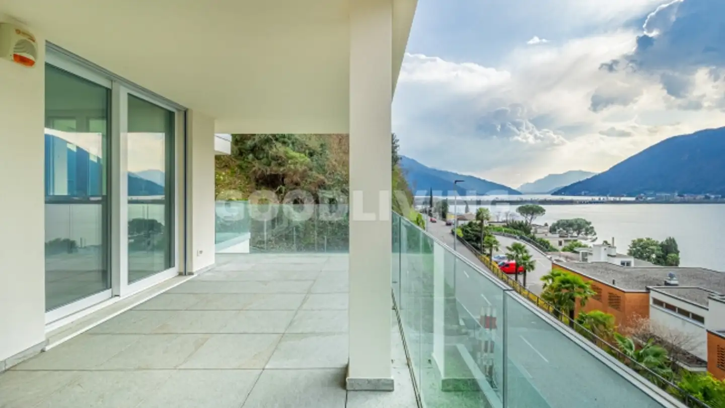 Stepped apartment for sale - 6816 Bissone