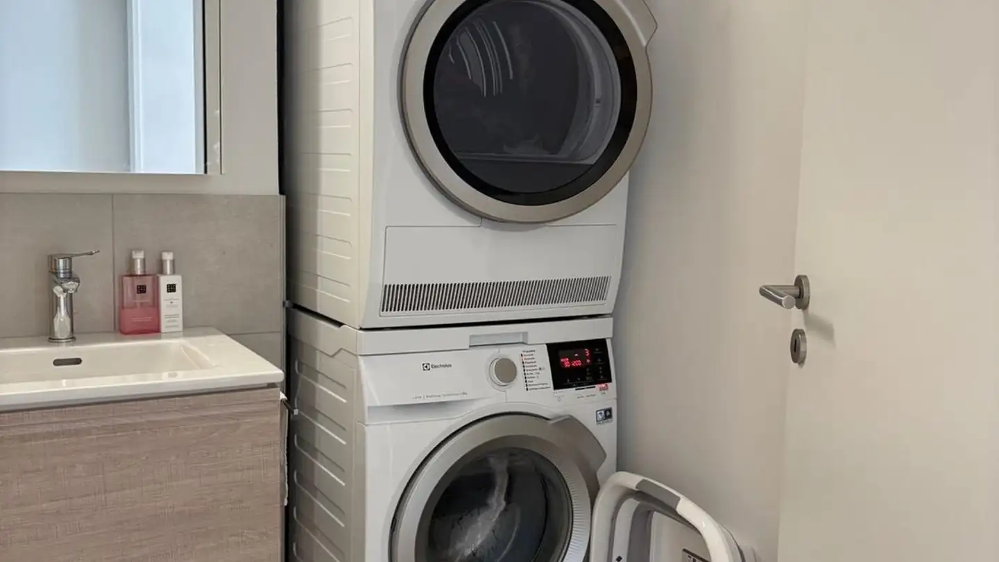 Wohnung mieten - Rheingoldstrasse 7, 8212 Neuhausen am Rheinfall - Foto 3