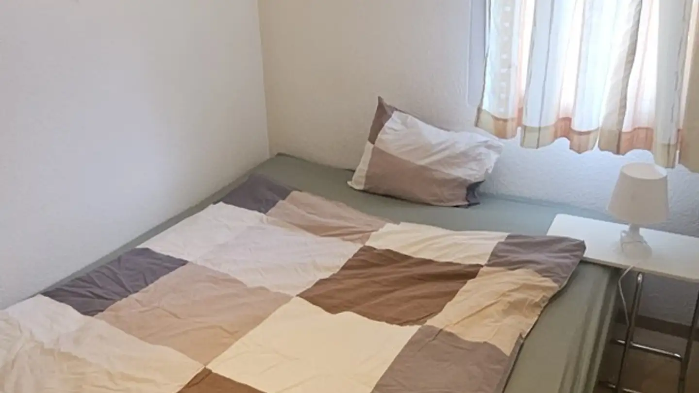 Chambre à louer - 8807 Freienbach
