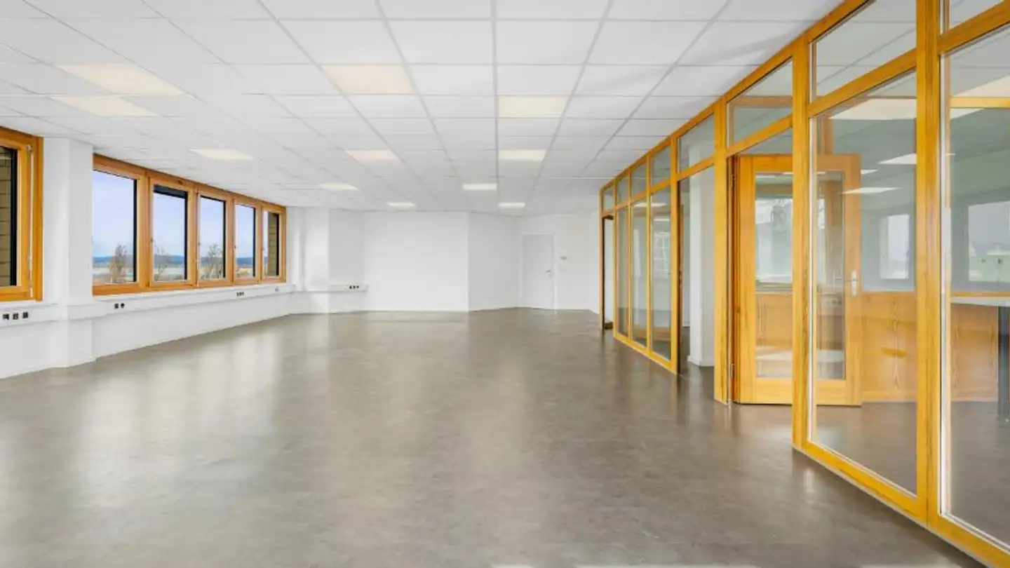 Bürofläche mieten - Lohstampfestrasse 11, 8274 Tägerwilen - Foto 2