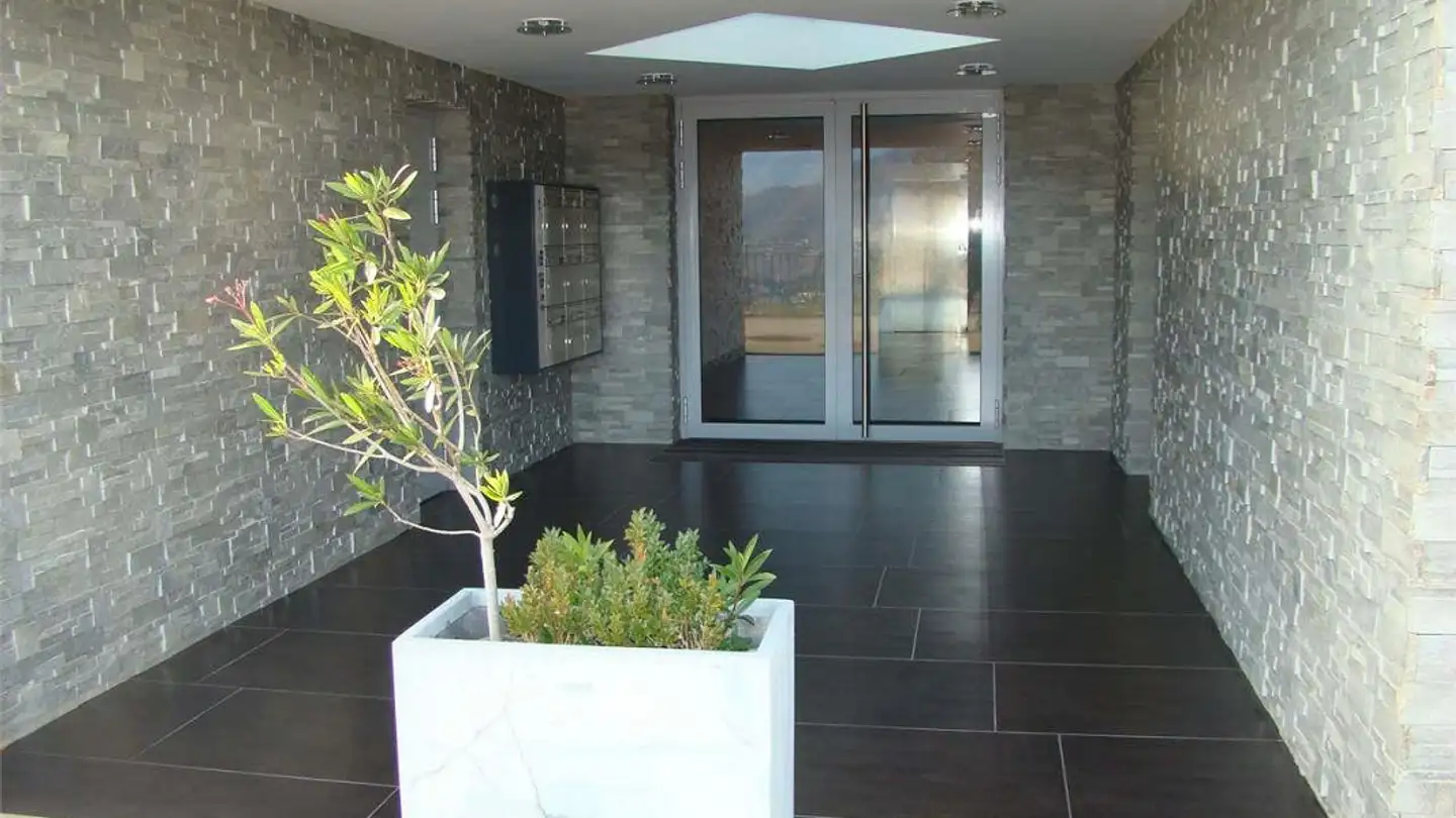 Apartment for rent - 6992 Vernate - Photo 3