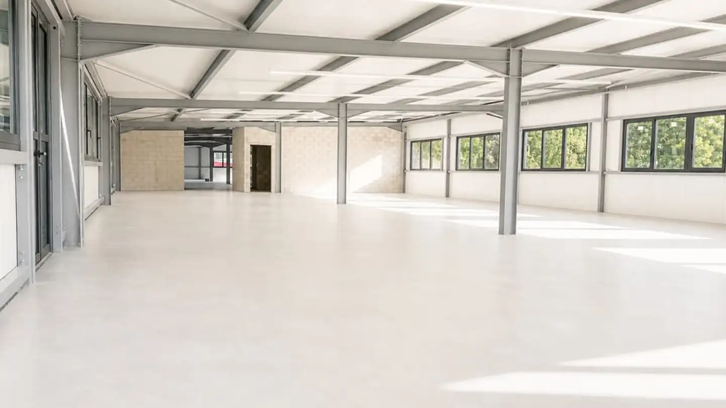 Commercial à louer - Route De La Neuveville, 2525 Le Landeron