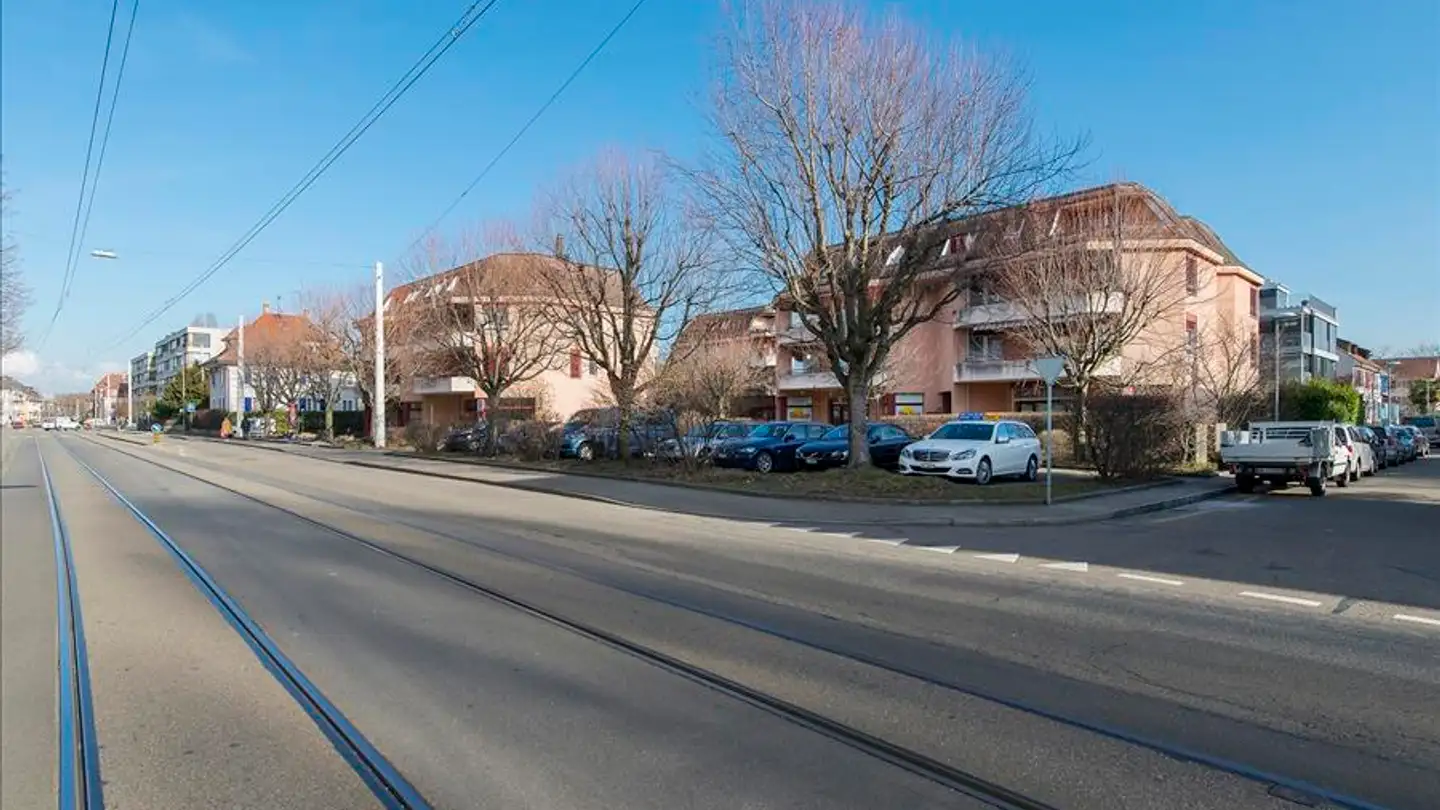 Place de parking souterraine à louer - Baslerstrasse 252, 4123 Allschwil