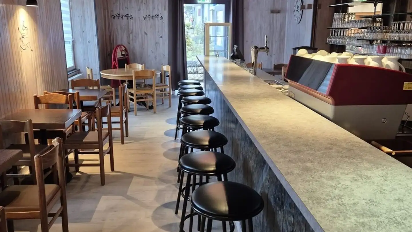 Bar in affitto - Grand-Rue 22, 2108 Couvet - Photo 3