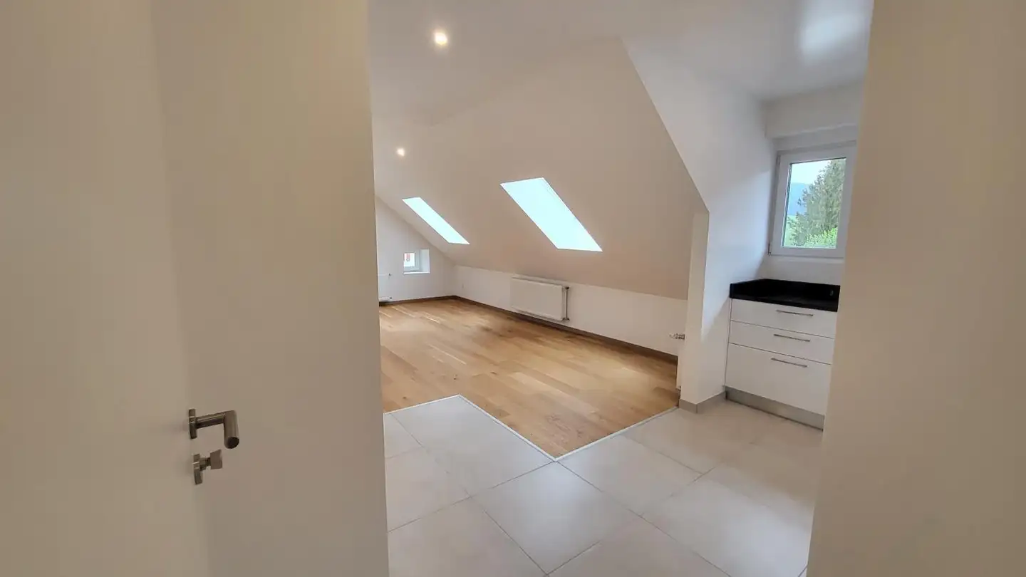Attic flat for sale - Rue Du Crêt-De-L'eau 13, 2108 Couvet - Photo 3