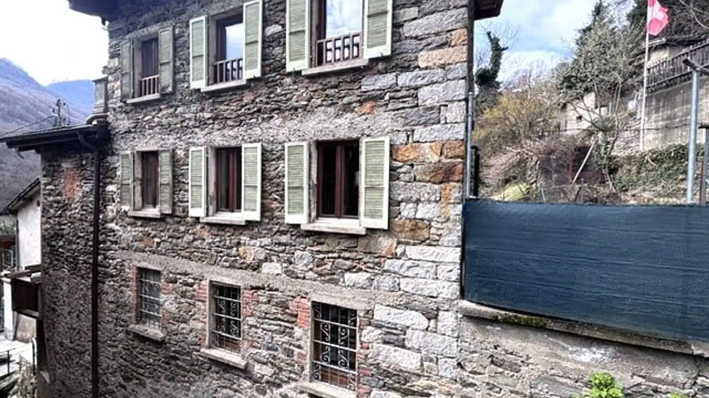 Single house for sale - 6959 Maglio di Colla
