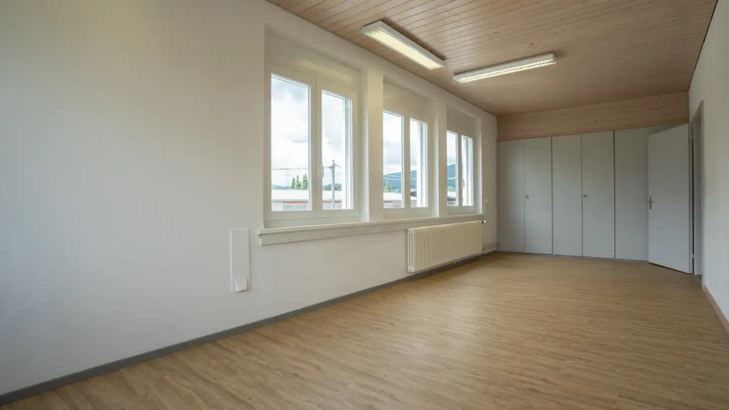 Commercial à louer - Suhrhardweg 14, 5102 Rupperswil - Photo 2