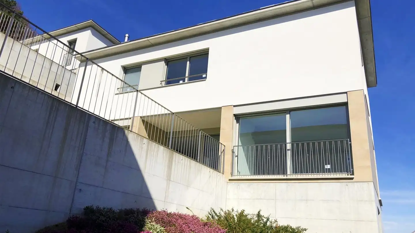 Single house for sale - 6927 Agra - Photo 2