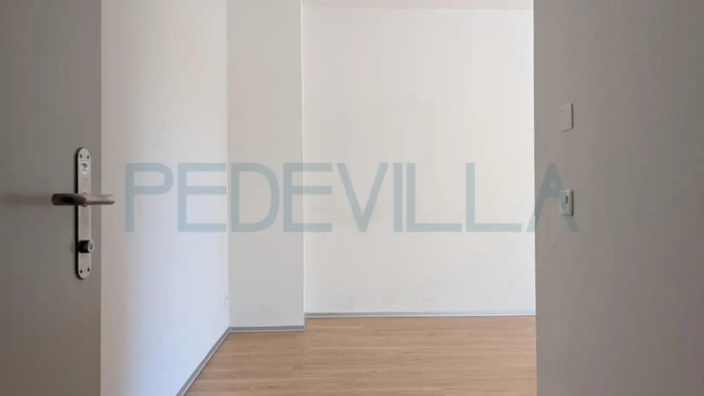 Commercial for rent - Rue De La Gurzelen / Gurzelenstrasse 31, 2502 Biel/Bienne - Photo 4
