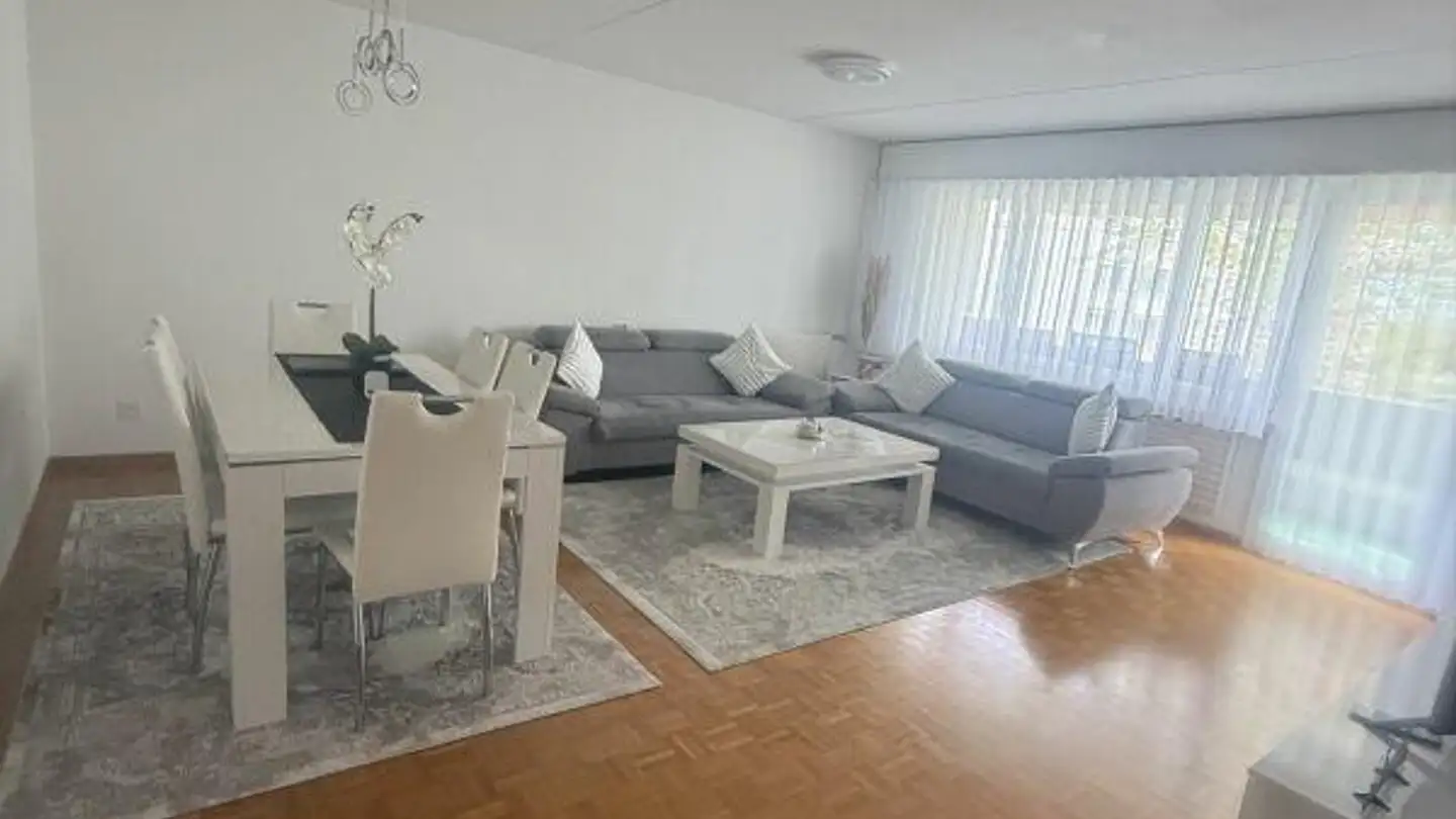Wohnung mieten - Neufeldstrasse, 9450 Altstätten SG - Foto 2