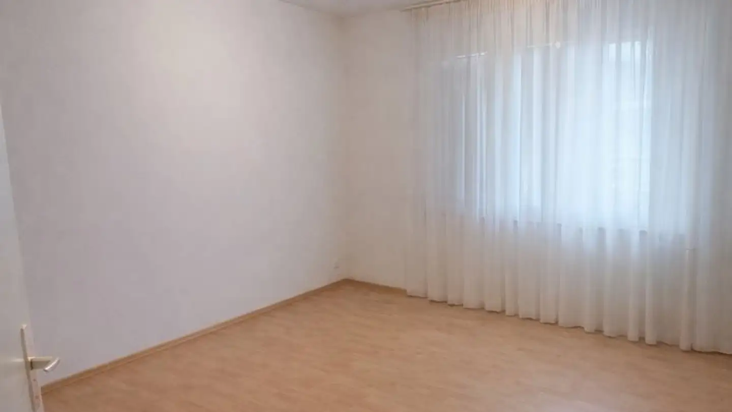 Wohnung mieten - Badenerstrasse 85, 8952 Schlieren - Foto 4