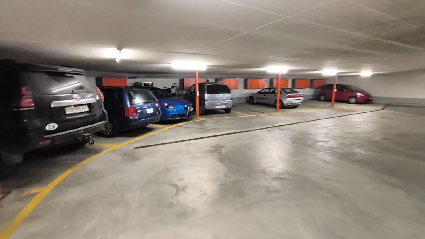 Underground parking space for rent - Schulhausstrasse 16, 8600 Dübendorf - Photo 3