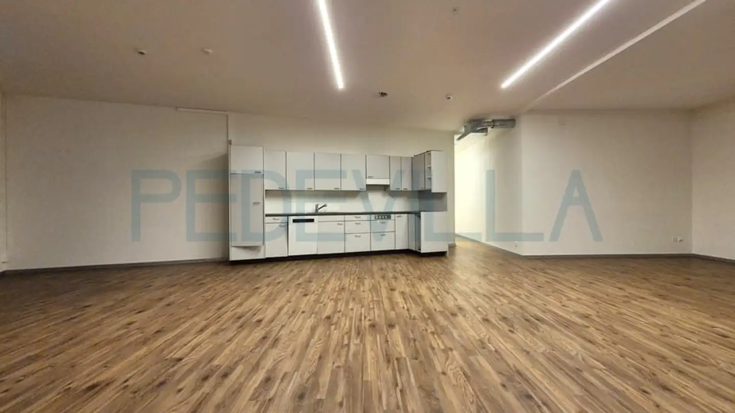 Gewerbe mieten - Rue De La Gare / Bahnhofstrasse 50, 2502 Biel/Bienne - Foto 2