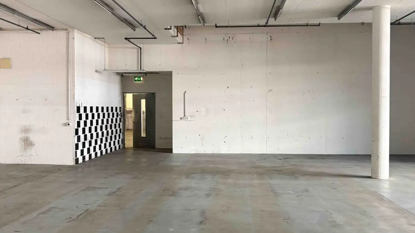 Mixed-use building for rent - Gewerbestrasse 19, 3302 Moosseedorf - Photo 3