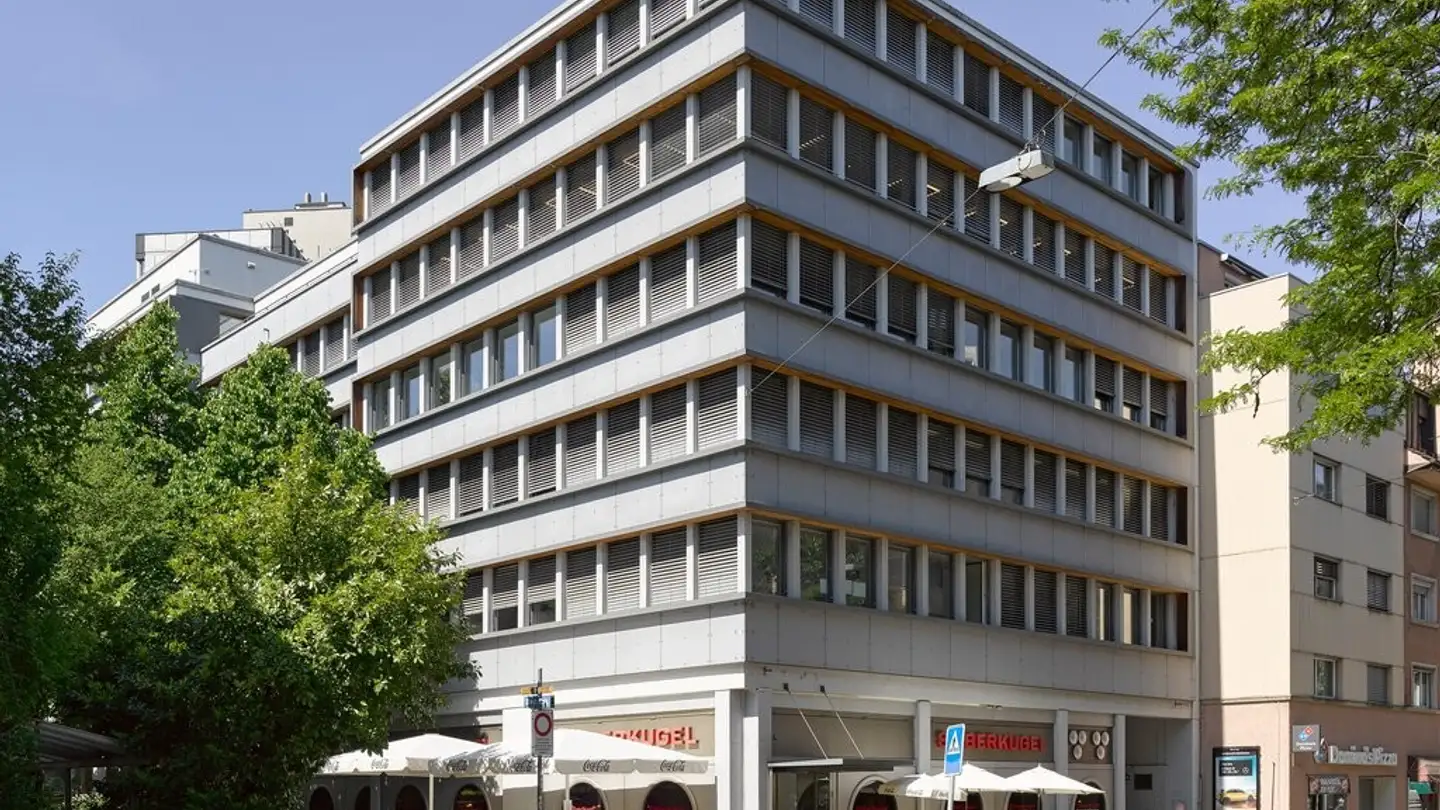Single garage for rent - Baumackerstrasse 24, 8050 Zürich