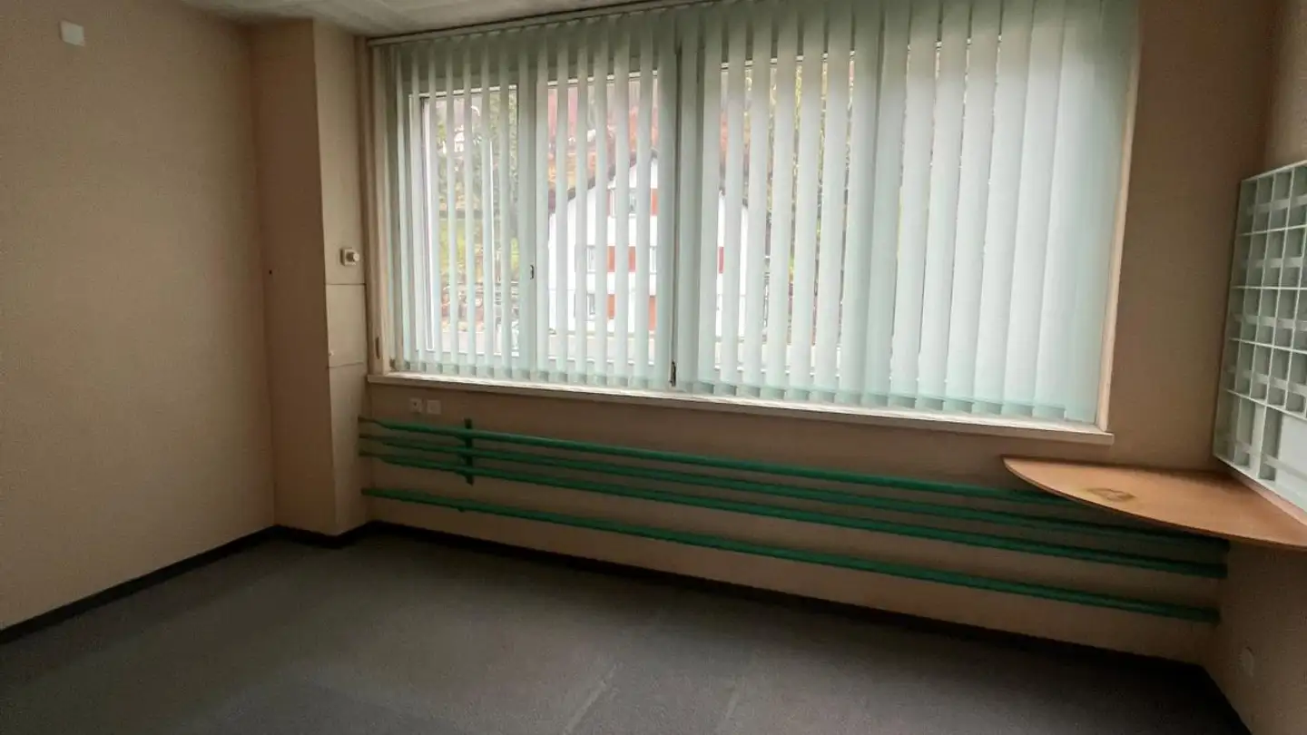 Bürofläche mieten - Chemin De La Nant 1, 2740 Moutier - Foto 4