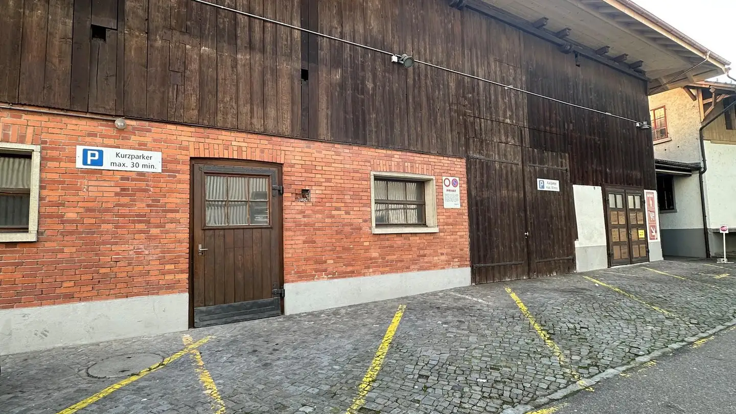 Espace de stockage à louer - Zürichstrasse 13b, 8607 Aathal-Seegräben