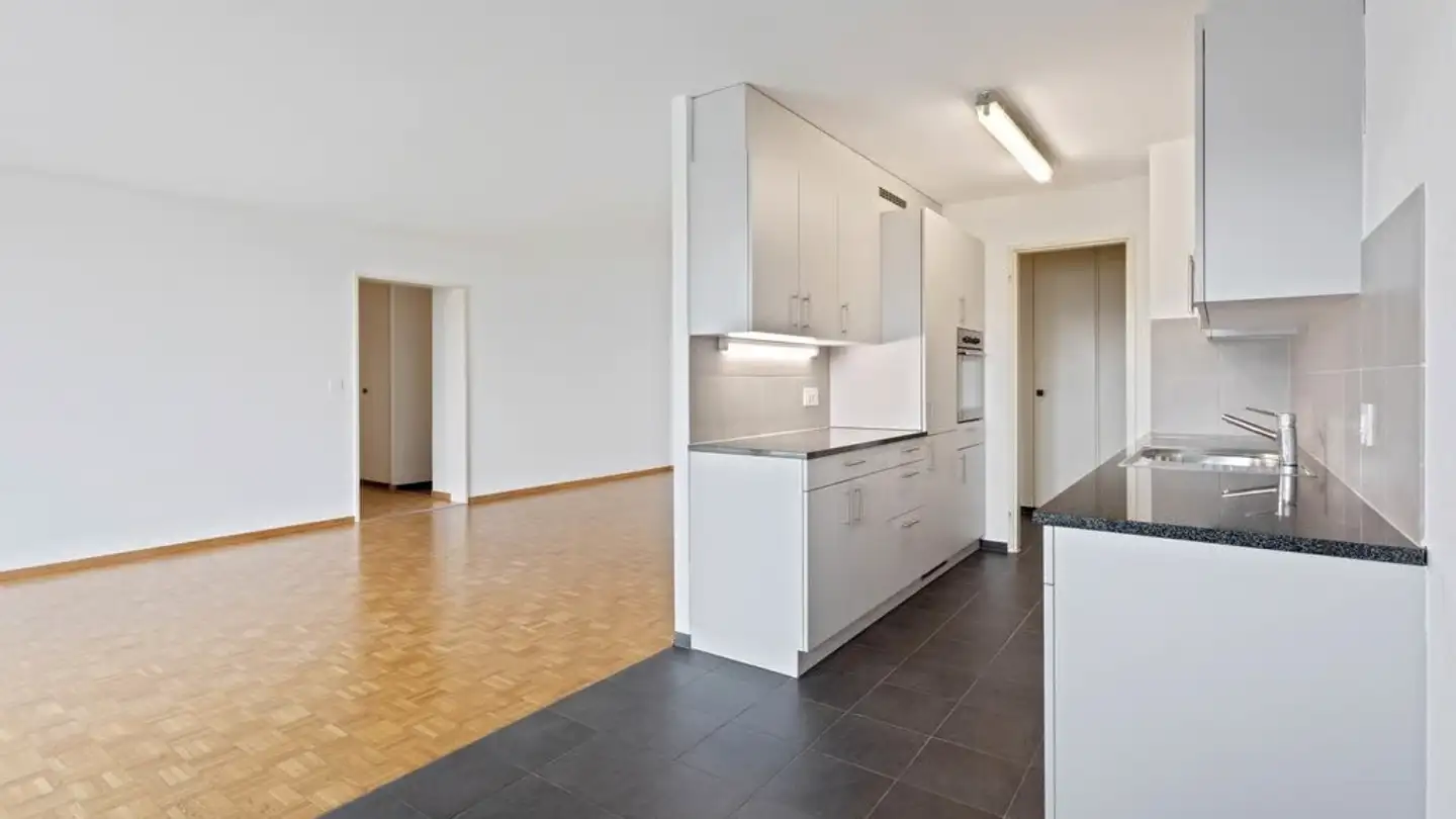 Wohnung mieten - Avenue Pierre-De-Savoie 66, 1400 Yverdon-les-Bains - Foto 3