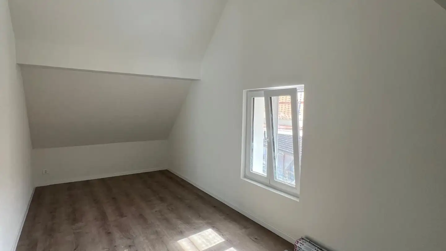 Attique à louer - Rue Principale 25, 2535 Frinvillier - Photo 3