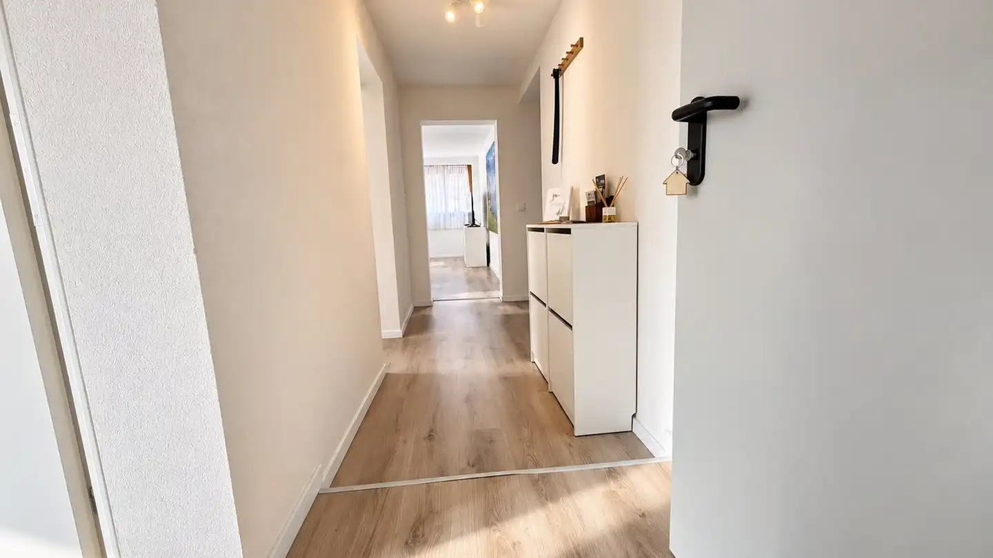 Apartment for rent - Via Lucmagn 13, 7184 Curaglia - Photo 2