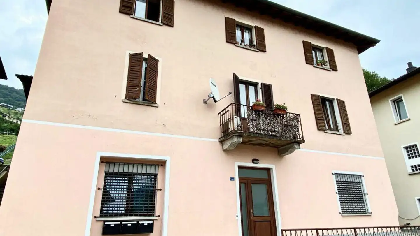 Edificio residenziale in vendita - 6833 Vacallo