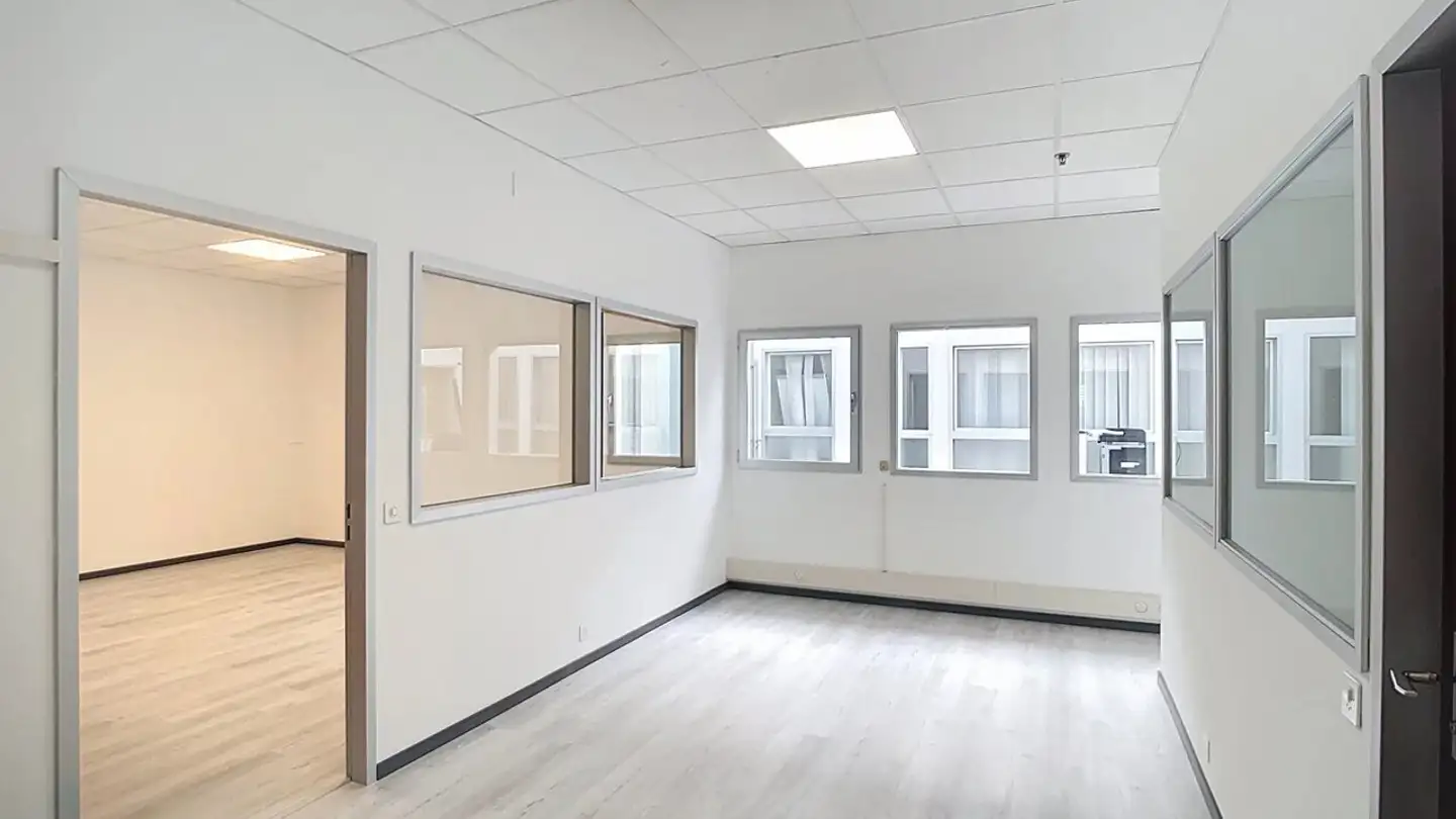 Bürofläche kaufen - 1052 Le Mont-sur-Lausanne