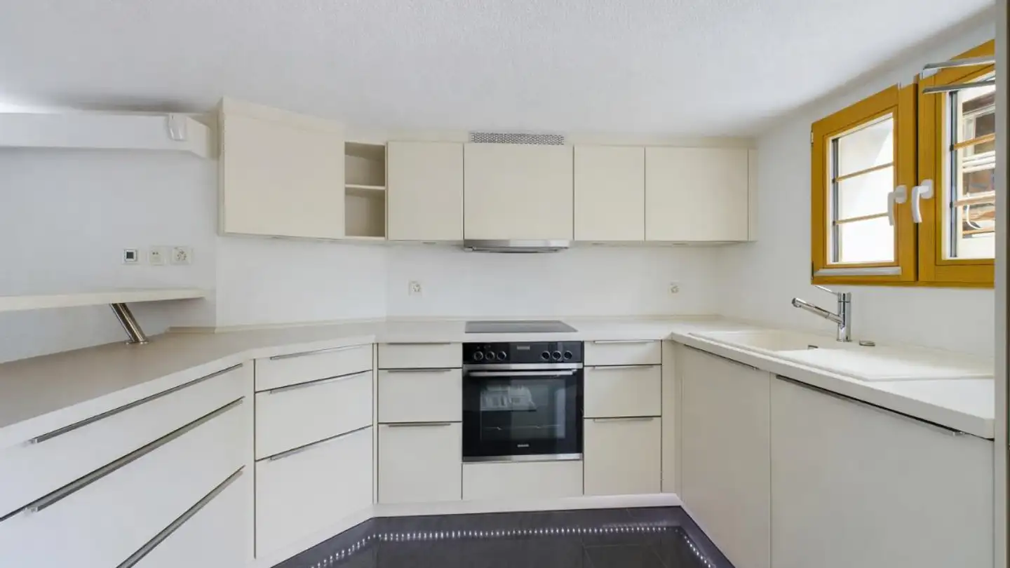 Row house for rent - Bahnweg 1, 8630 Rüti ZH - Photo 3