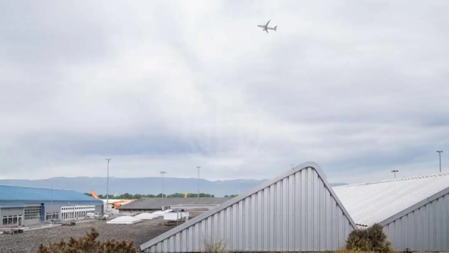 Bureau à louer - Route De L' Aéroport 1, 1215 Genève - Photo 2