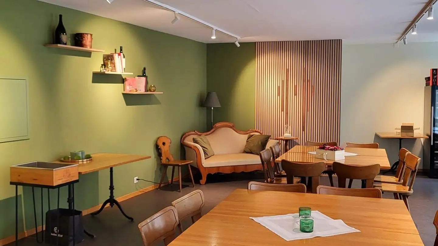 Gewerbe mieten - Hertensteinstrasse 1, 5408 Ennetbaden - Foto 2