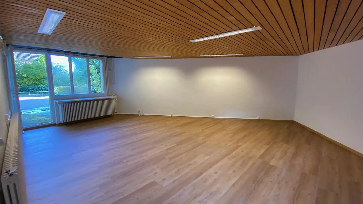 Commerciale in affitto - Forchstrasse 355a, 8008 Zürich