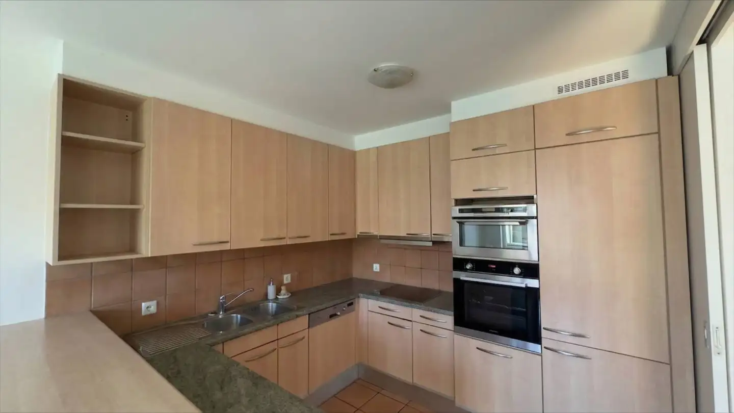 Penthouse for rent - 1233 Bernex - Photo 2